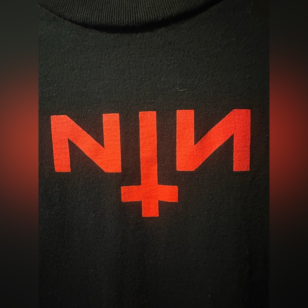 Official NIN 2022 Hellfest T-Shirt - Picture 2 of 5
